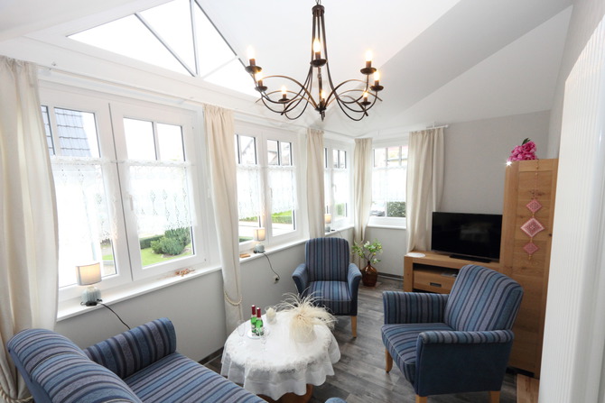 Ferienwohnung in K&uuml;hlungsborn - Ferienhaus zum Strand - zweiter TV