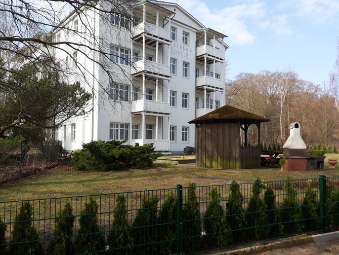Ferienwohnung in Sellin - Sonnengl&uuml;ck in der Residenz Seeblick - Ansicht Seeseite