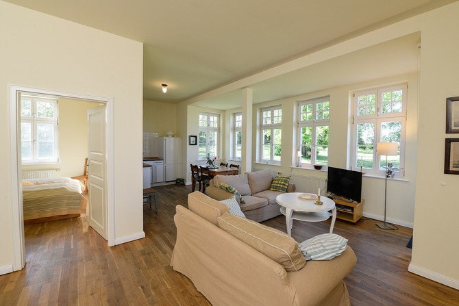 Ferienwohnung in Neuenkirchen - Gutshaus Grubnow auf R&uuml;gen - Wohnung 4