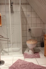 Ferienwohnung in K&uuml;kel&uuml;hn - Ferienhof Bl&ouml;hs - Duschbad