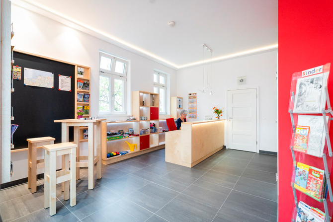 Ferienwohnung in K&uuml;hlungsborn - Ostsee-Domizil Sandburg - Unsere Rezeption
