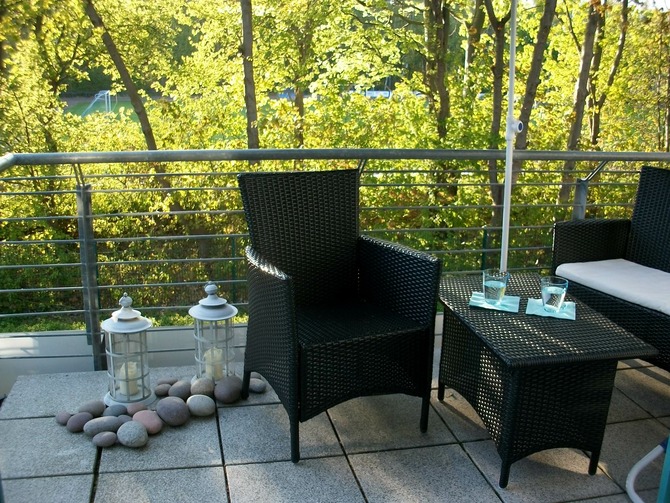 Ferienwohnung in K&uuml;hlungsborn - Strandstrasse-OstSeestern - Balkon im Sommer