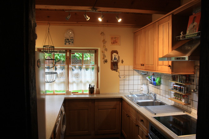 Ferienhaus in D&ouml;hnsdorf - Landhaus Unter dem Reetdach - K&uuml;che