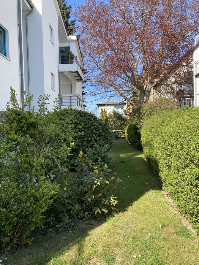 Ferienwohnung in K&uuml;hlungsborn - Strandstrasse-OstSeegarten - der Schleichweg zum Strand