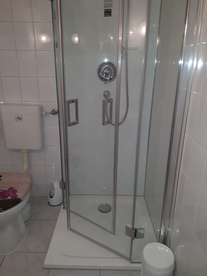 Ferienwohnung in K&uuml;hlungsborn - Haus Scheidler - Dusche neu