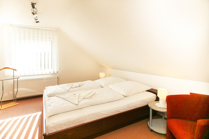 Ferienwohnung in K&uuml;hlungsborn - Haus Aphrodite - Schlafzimmer 1