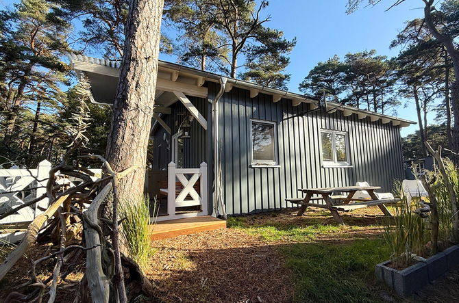 Bungalow in G&ouml;hren - Strandkiste G&ouml;hren - Aussenansicht, Seite