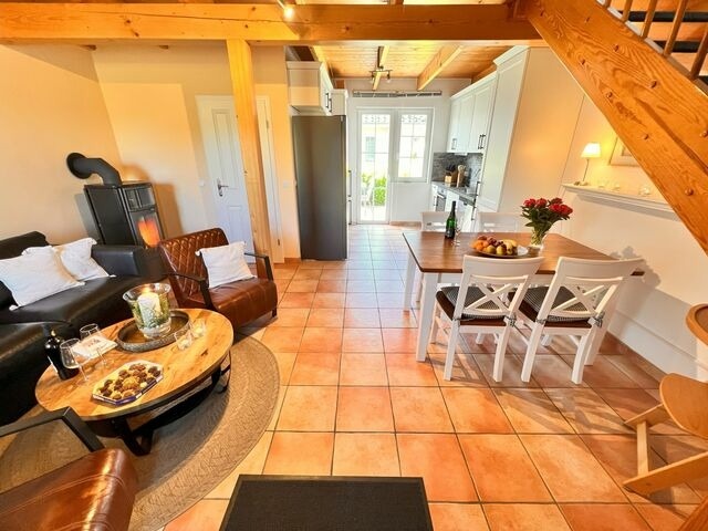 Ferienhaus in Dranske - Ferienhaus Anna - rechte Seite - Bild 10