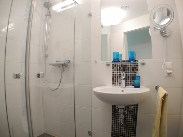 Ferienwohnung in Baabe - Strandvilla Baabe 18 - Strandgefl&uuml;ster - Bild 10