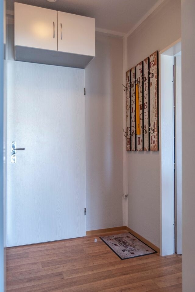 Ferienwohnung in Lobbe - Ferienwohnung 30 - Strandhaus M&ouml;nchgut - Endloser Sandstrand und das weite Meer - Bild 10