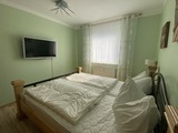 Ferienwohnung in Ostseeheilbad Zingst - Feriendomizil am Strand - Schlafzimmer 1 mit TV