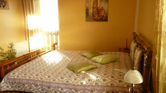 Ferienwohnung in Sassnitz - BERNSTEIN mit Meerblick - Schlafzimmer mit Blick zur Balkont&uuml;r