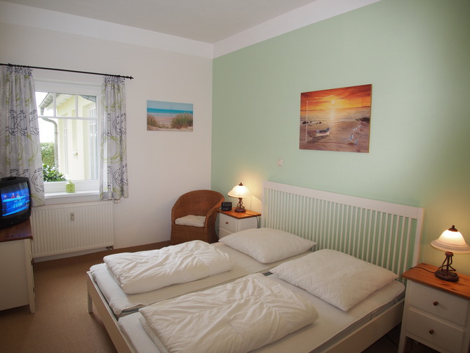 Ferienwohnung in K&uuml;hlungsborn - Strandstra&szlig;e 32 - Schlafzimmer