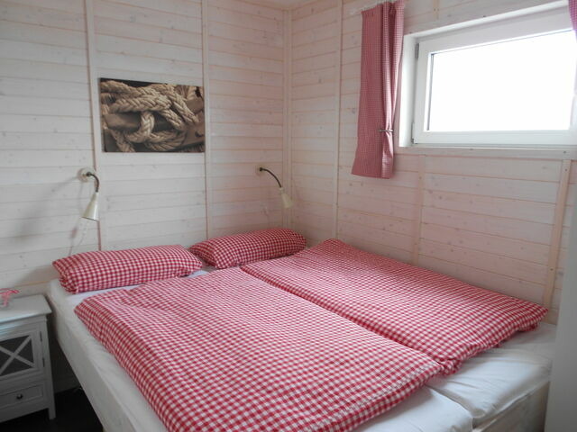Ferienwohnung in Neustadt - Hausboot Lotta, Dachterrasse u. Kaminofen in Neustadt i.H. - Bild 7