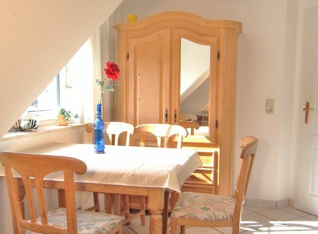 Ferienwohnung in Ostseeheilbad Zingst - Birkmaase 16 - Komfort FeWo im 4-Sterne-Ferienhaus Manuela DG - Bild 8