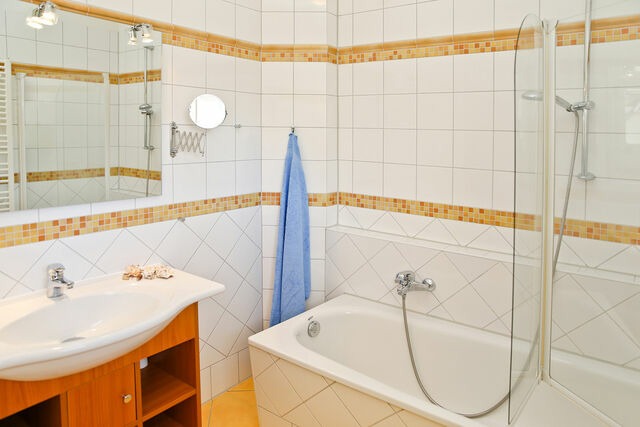 Ferienwohnung in K&uuml;hlungsborn - D&uuml;nenschloss - 02-23 - Bild 8