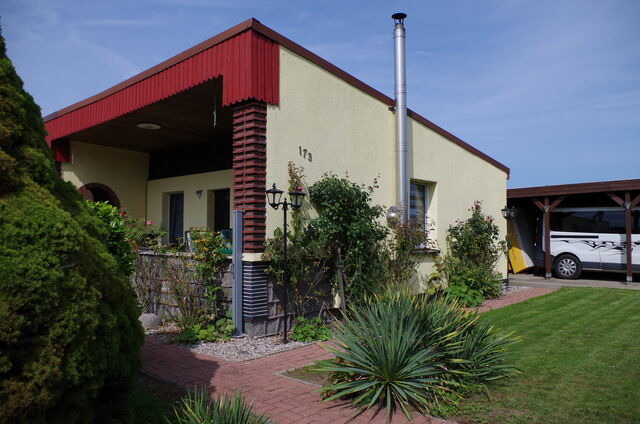 Bungalow in Sundhagen - Ferienhaus Ostseebodden - Bild 2